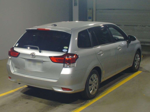 2015 Toyota Corolla Fielder NRE161G[1]