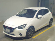 2015 Mazda Demio