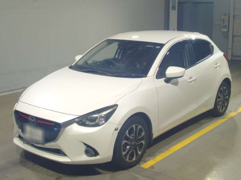 2015 Mazda Demio DJ5FS[0]