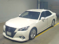 2015 Toyota Crown