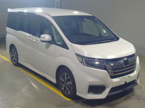 2018 Honda Step WGN Spada RP3[2]