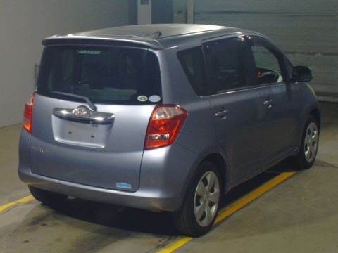 2006 Toyota Ractis SCP100[1]