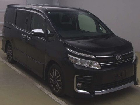 2015 Toyota Voxy ZRR80W[2]