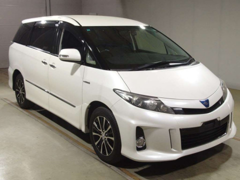 2013 Toyota Estima Hybrid AHR20W[2]