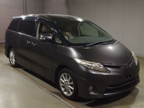 2010 Toyota Estima ACR50W[2]