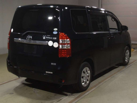 2012 Toyota Noah ZRR70G[1]