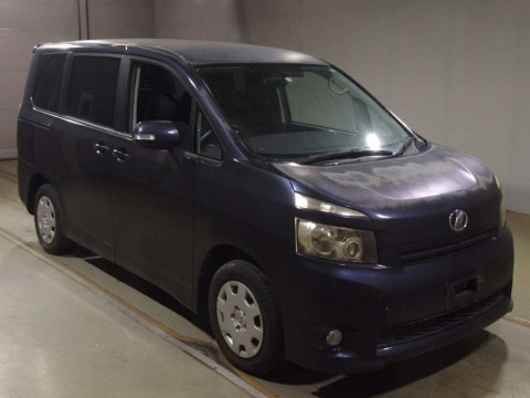 2007 Toyota Voxy ZRR70G[2]