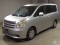 2008 Toyota Noah