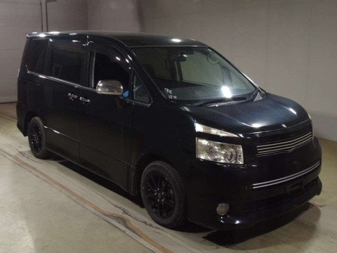 2010 Toyota Voxy ZRR70W[2]