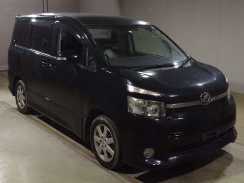 2008 Toyota Voxy ZRR70W[2]