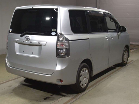 2008 Toyota Voxy ZRR70G[1]