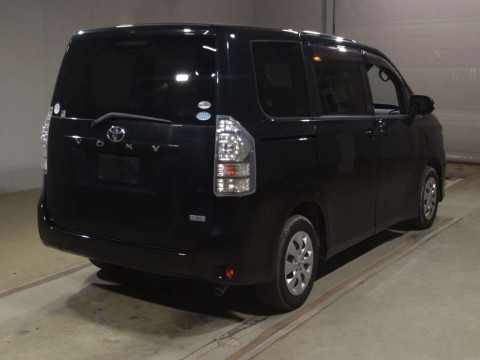 2012 Toyota Voxy ZRR70G[1]