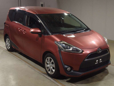 2015 Toyota Sienta NSP170G[2]