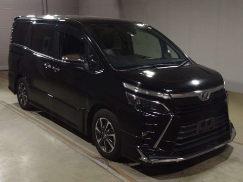 2018 Toyota Voxy ZRR80W[2]