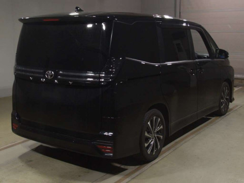 2022 Toyota Voxy MZRA90W[1]