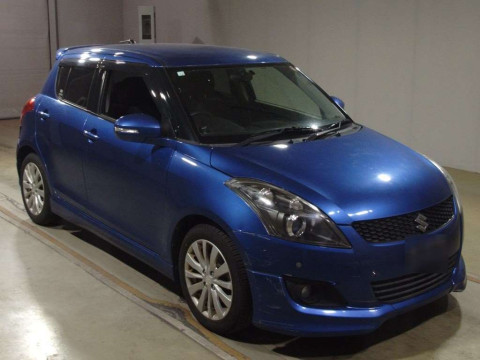 2012 Suzuki Swift ZC72S[2]