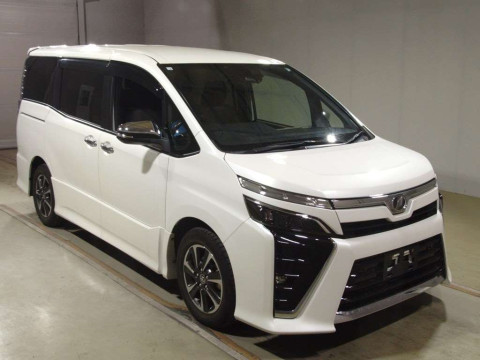 2020 Toyota Voxy ZRR80W[2]