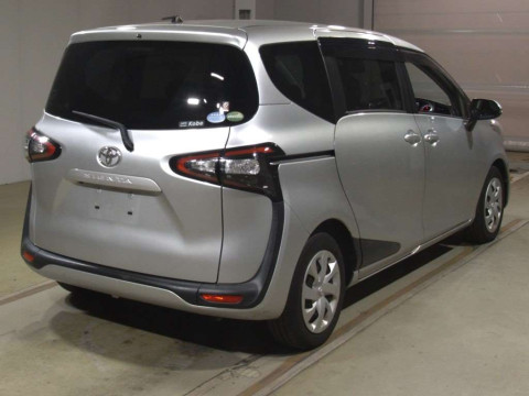 2017 Toyota Sienta NSP170G[1]