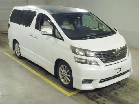 2009 Toyota Vellfire GGH25W[2]