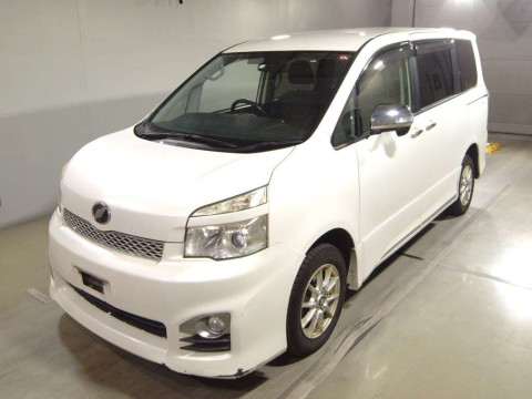 2011 Toyota Voxy ZRR75W[0]