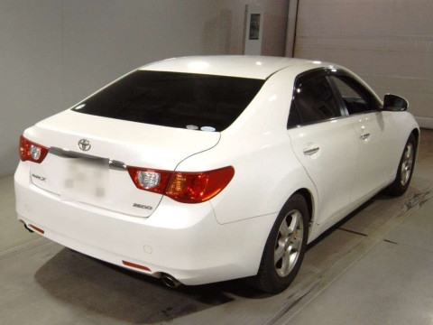 2010 Toyota Mark X GRX130[1]