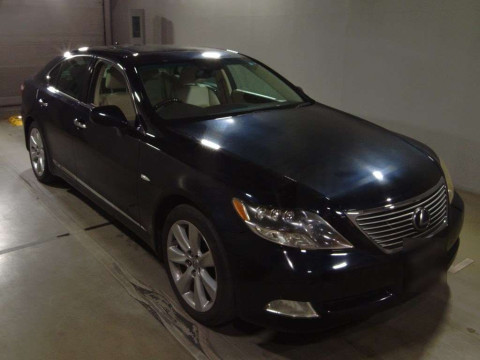 2008 Lexus LS UVF45[2]