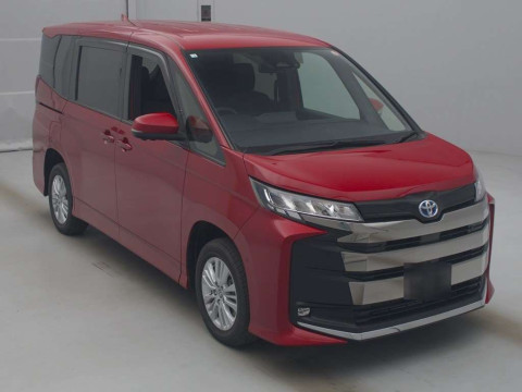 2023 Toyota Noah ZWR95W[2]