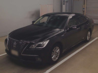 2013 Toyota Crown Hybrid