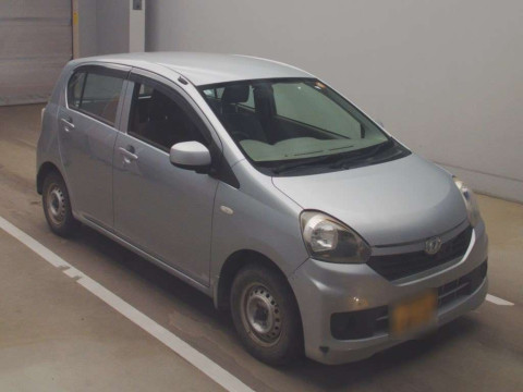 2014 Daihatsu Mira es LA300S[2]