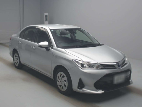 2017 Toyota Corolla Axio NKE165[1]