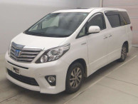 2013 Toyota Alphard Hybrid