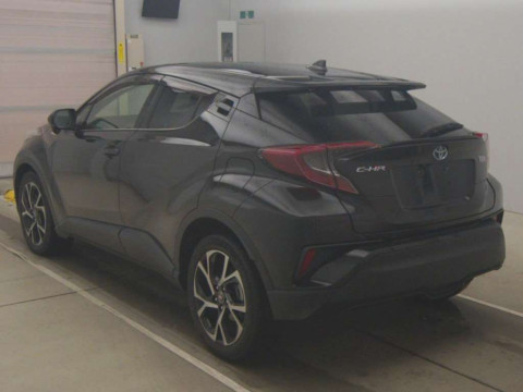 2019 Toyota C-HR ZYX10[2]