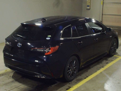 2020 Toyota Corolla Touring Wagon ZWE214W[1]