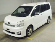 2012 Toyota Voxy