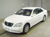 2004 Toyota Crown