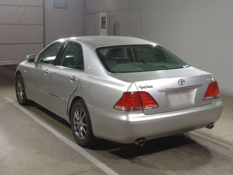 2004 Toyota Crown GRS180[1]