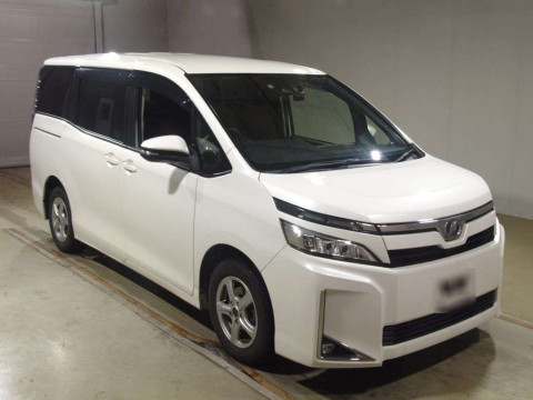 2018 Toyota Voxy ZRR80G[2]