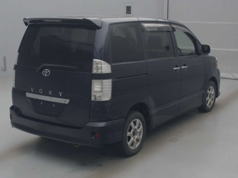 2006 Toyota Voxy AZR65G[1]