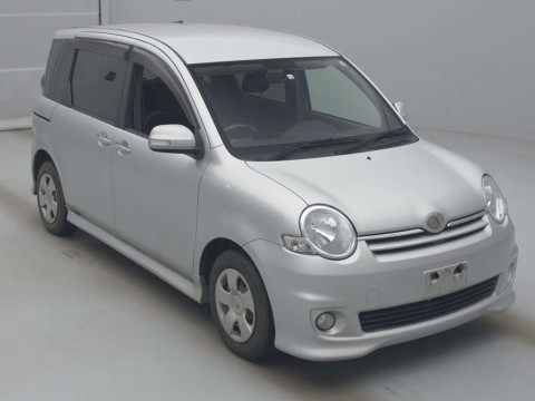 2008 Toyota Sienta NCP81G[2]