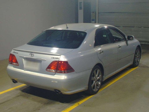 2006 Toyota Crown GRS184[1]