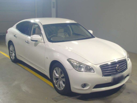 2010 Nissan Fuga Y51[2]