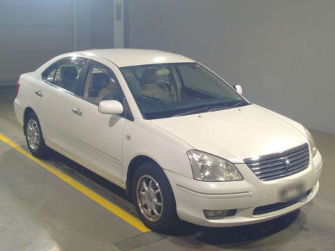 2004 Toyota Premio ZZT240[2]