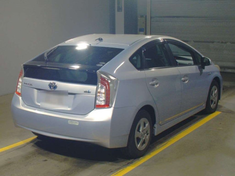 2012 Toyota Prius ZVW30[1]