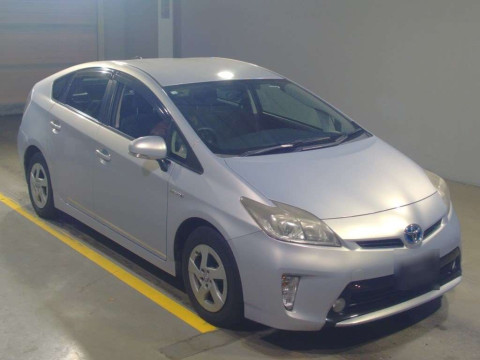 2012 Toyota Prius ZVW30[2]