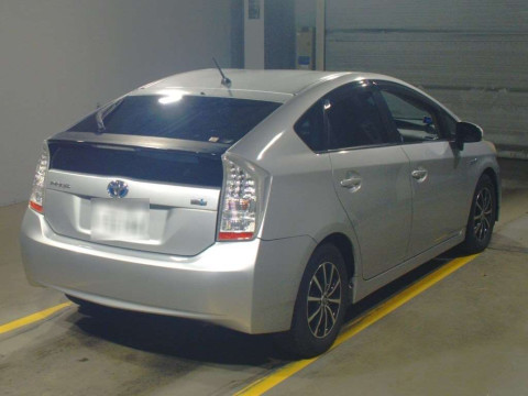 2010 Toyota Prius ZVW30[1]