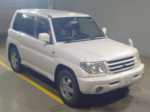 2002 Mitsubishi Pajero iO H77W[2]