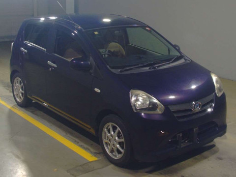 2012 Daihatsu Mira es LA300S[2]