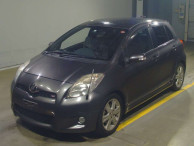 2010 Toyota Vitz