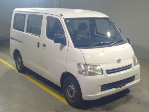 2014 Toyota Townace Van S402M[2]