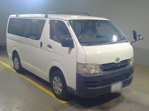 2005 Toyota Hiace Van TRH200V[2]